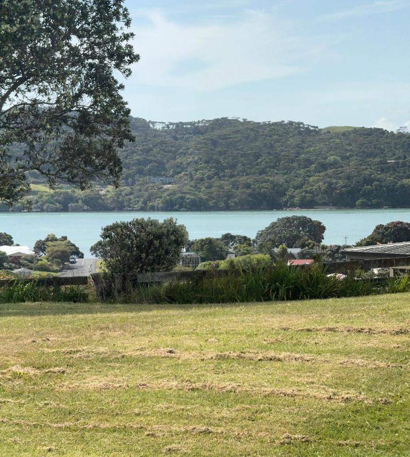 Raglan Seaview Cabin Eksteriør billede